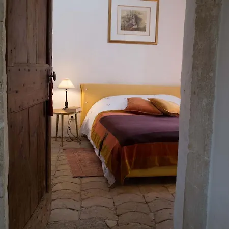 Maison De Charme, Jardin Et Piscine Proche D'uzes 펜션