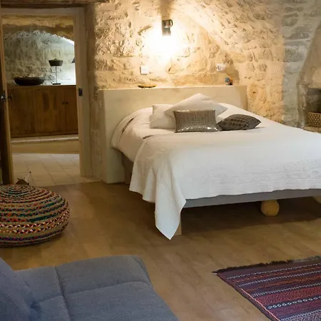 펜션 Maison De Charme, Jardin Et Piscine Proche D'uzes Collorgues