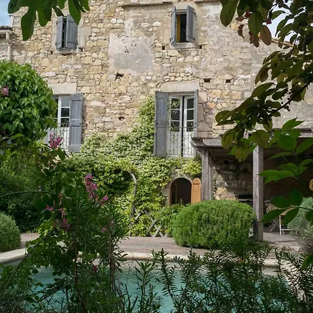 Maison De Charme, Jardin Et Piscine Proche D'uzes *